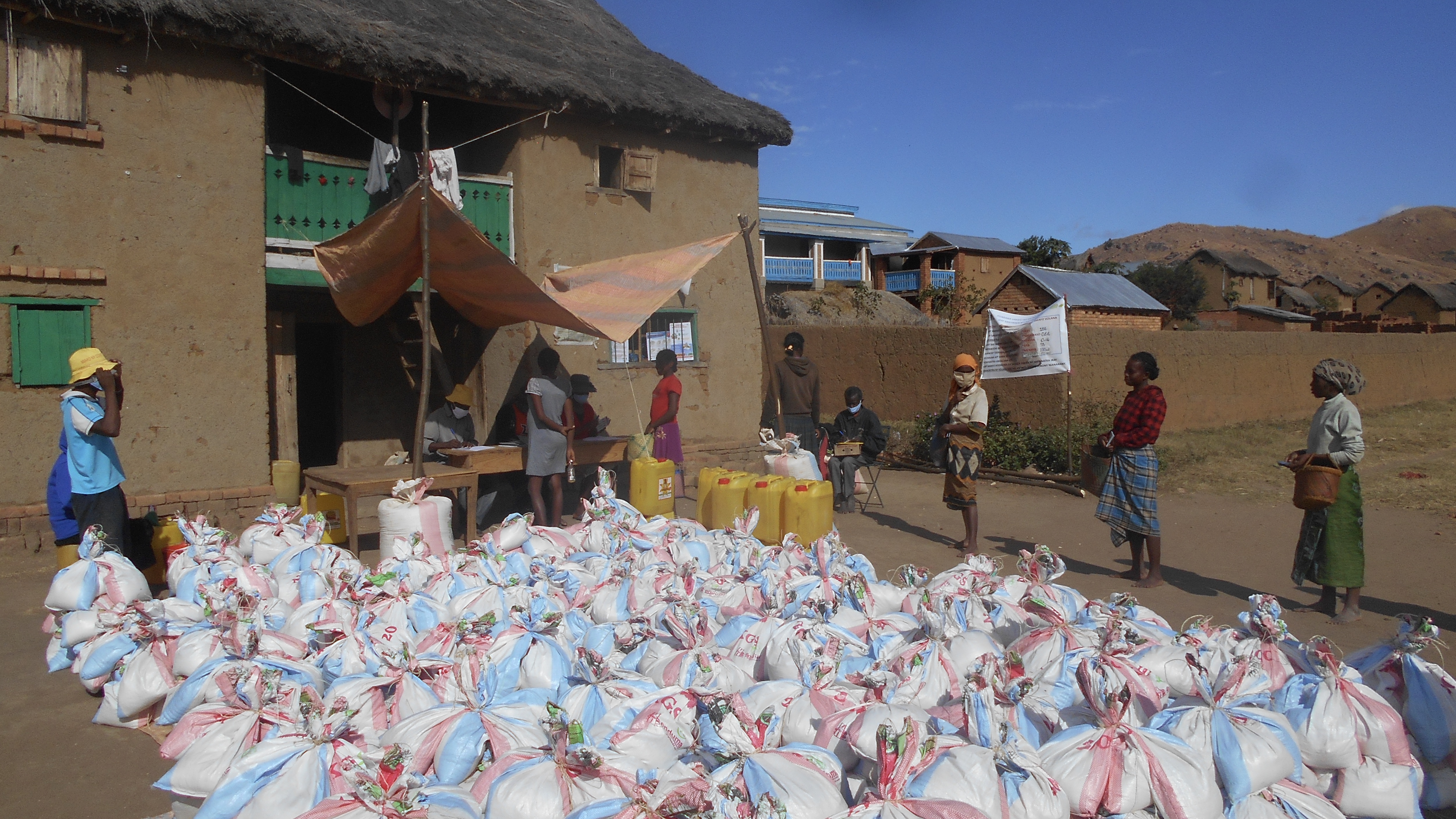 Volunteers in Madagascar