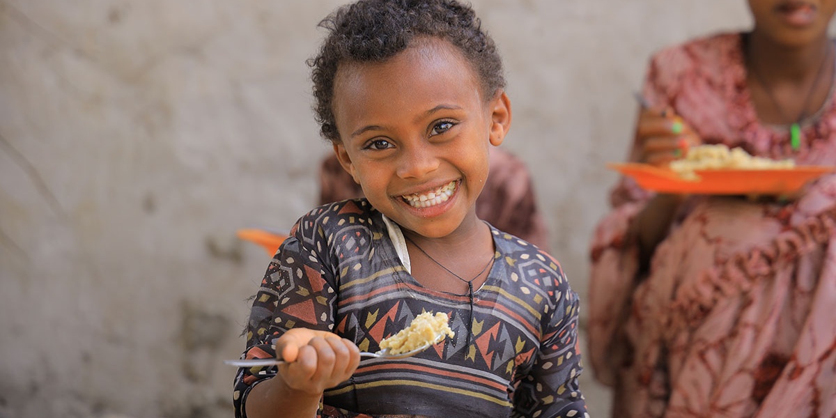 Donate foreign currency | Mary's Meals UK