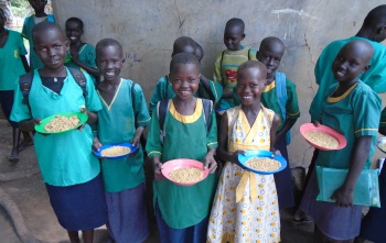 Children with meals in South Sudan