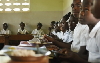 Children eating in Haiti 