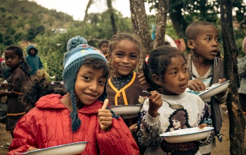 Madagascar children eating