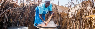 Volunteer cook