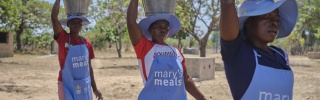 Volunteer cooks