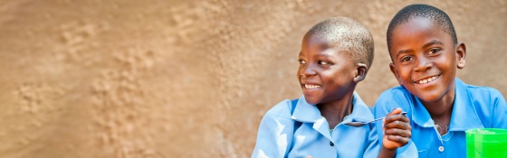 Children in Zambia eating Marys Meals