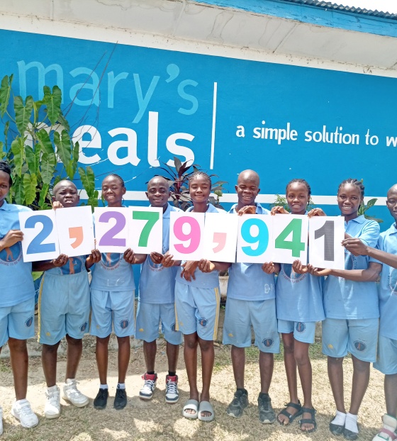 Pupils from Oscar Romero School for the Deaf in Liberia 