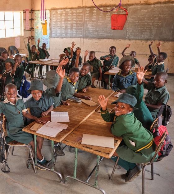 Image of a classroom of learners in Zimbabwe