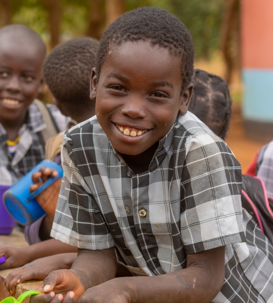 Children eating Mary's Meals in Zambia