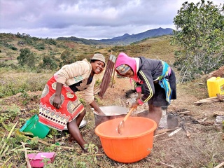 Cooks preparing meals in Madagascar