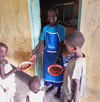 Marys Meals being served in Turkana