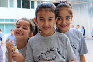 Children in Lebanon with school meals