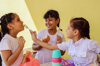 Girls in Yemen
