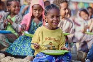Child eating in Tigray